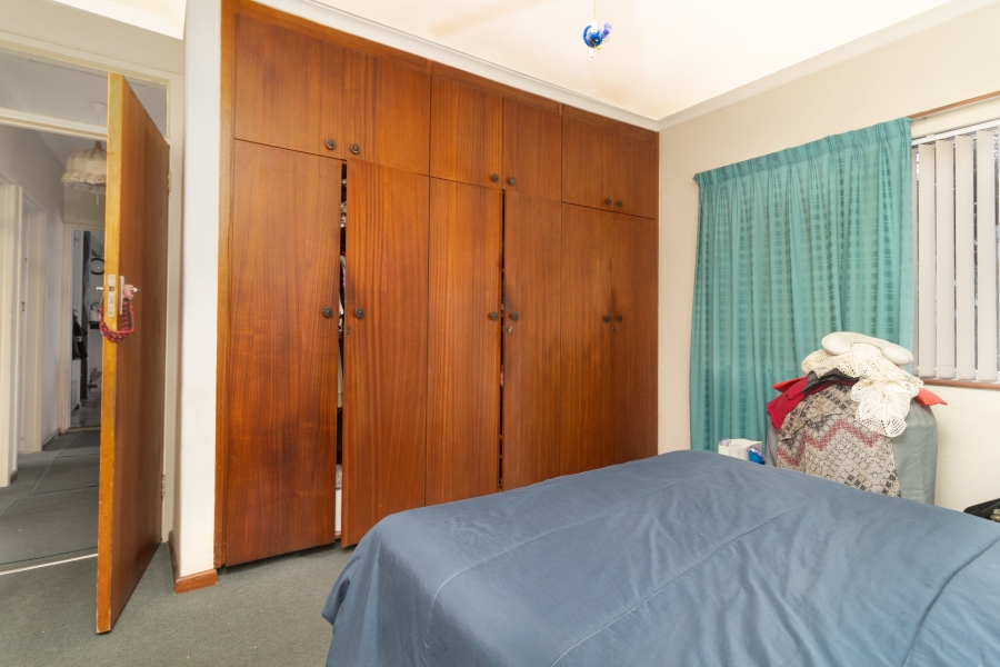 4 Bedroom Property for Sale in Avondale Western Cape